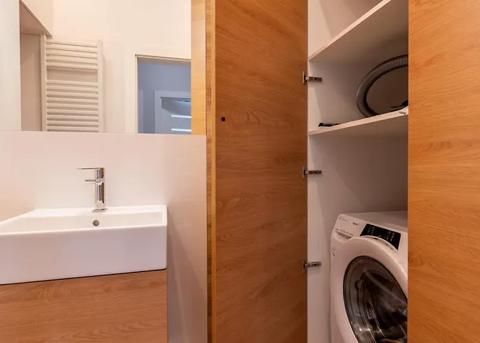 Silent Port Apartment *